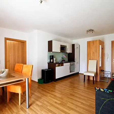 Haus Bergsonne フラッハウ